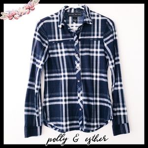 ♥️ $  3/$15 Polly&Esther: Size:S/ Blue Flannel Shirt